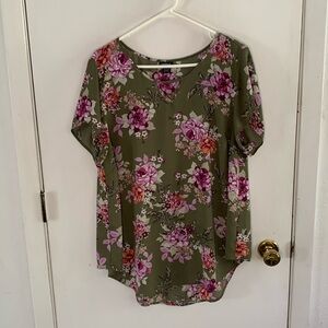 Torrid Size 2 olive green short sleeve blouse with purple and orange floral